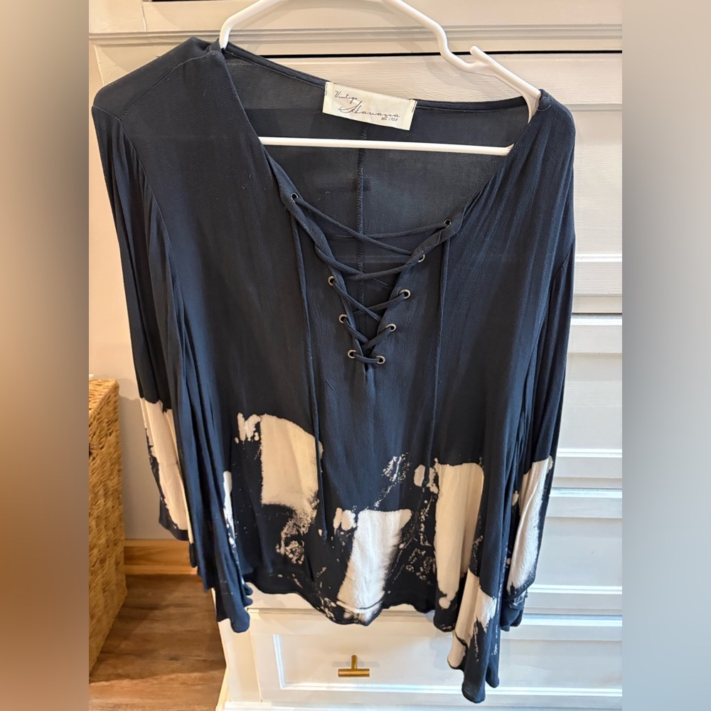Vintage Havana Black and Cream Lace-Up Blouse